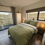 Apartamento Modern And Peaceful, Country Retreat