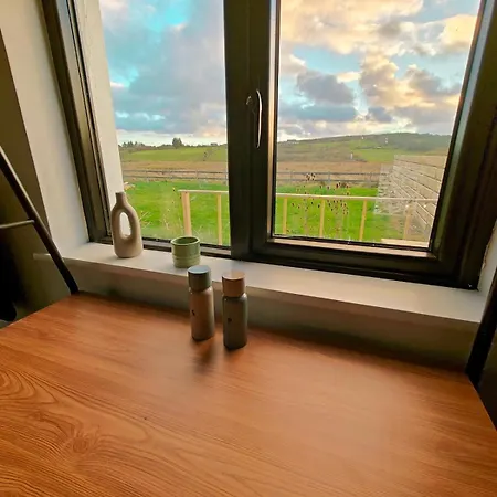 Modern And Peaceful, Country Retreat Appartement