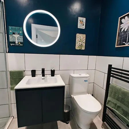 Modern And Peaceful, Country Retreat Апартаменты Лехинч